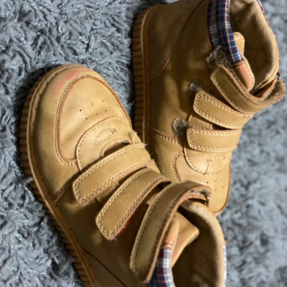 My son outgrew them.